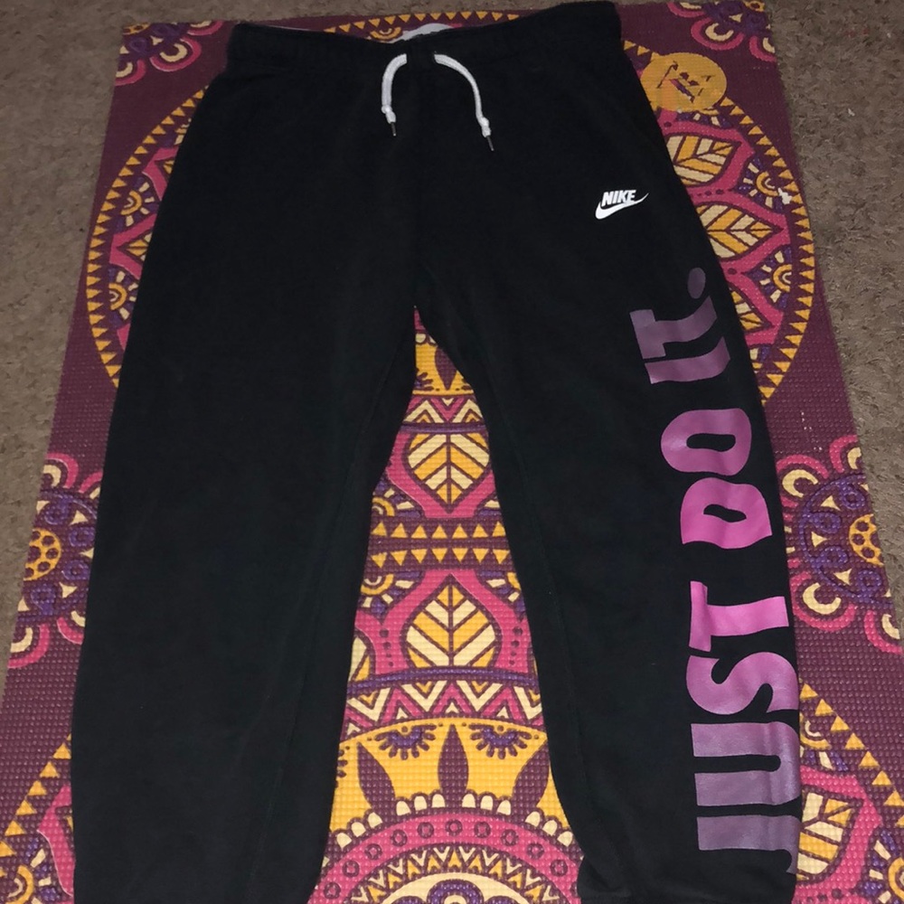 Nike Sweatpants